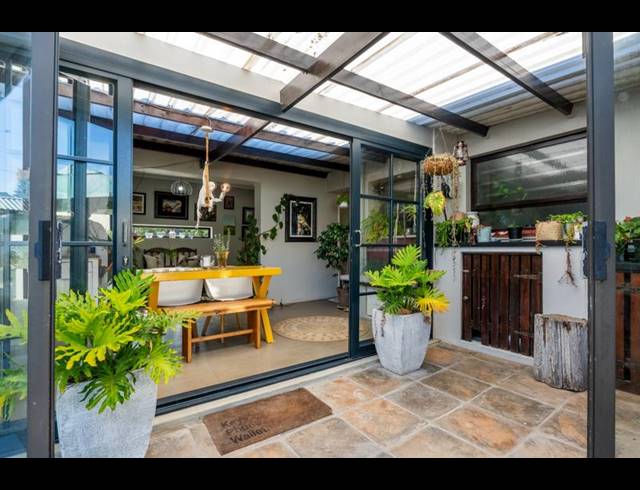 4 BEDROOM HOUSE FOR SALE IN LINKSIDE